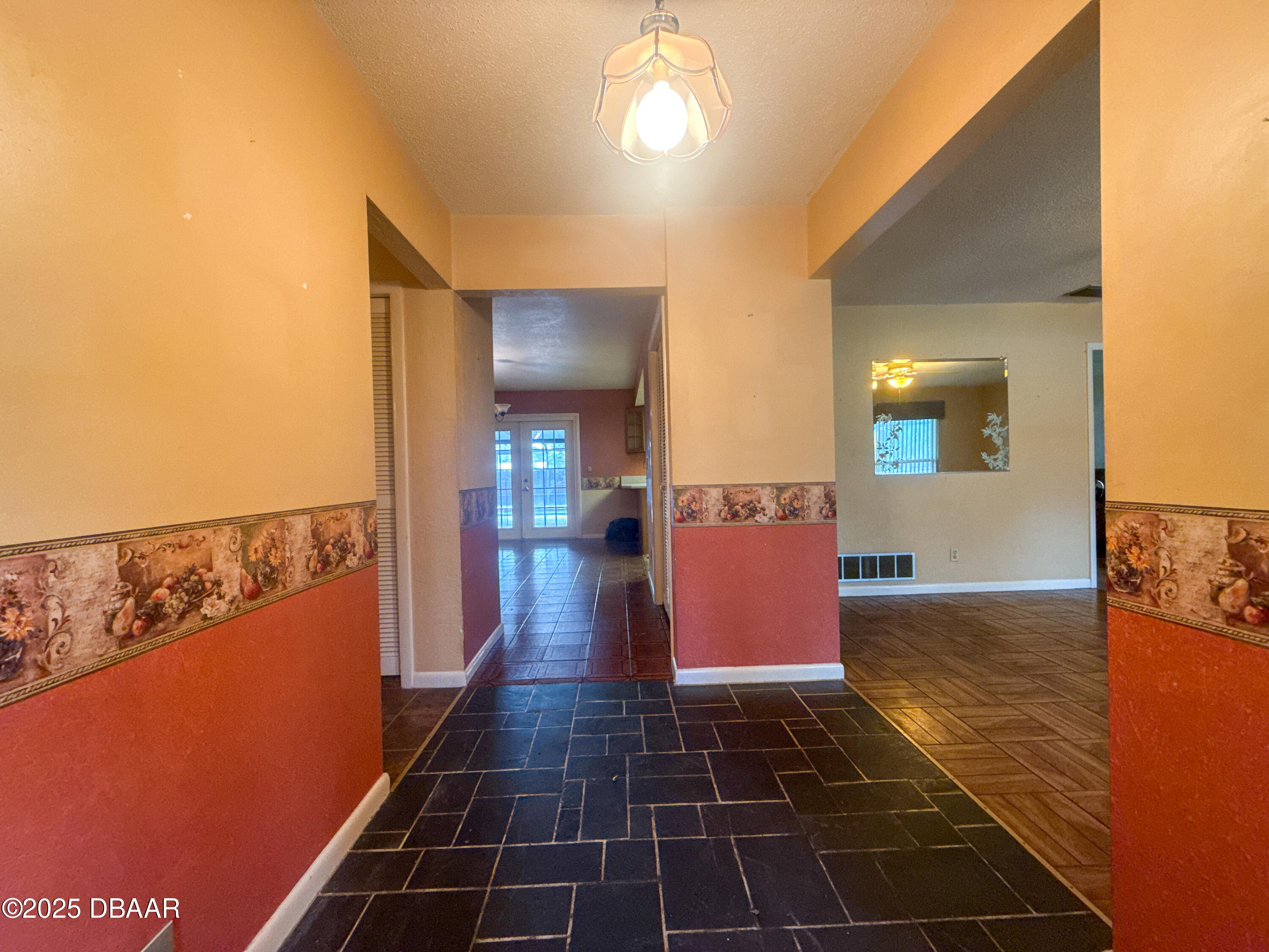 814 Reed Canal Road