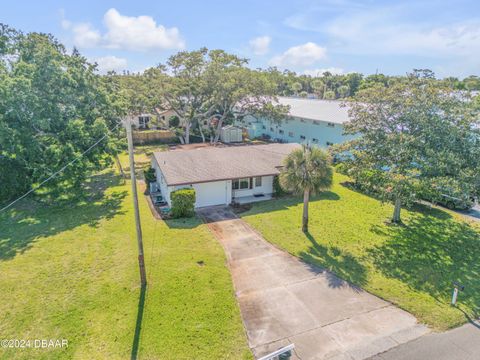 A home in New Smyrna Beach