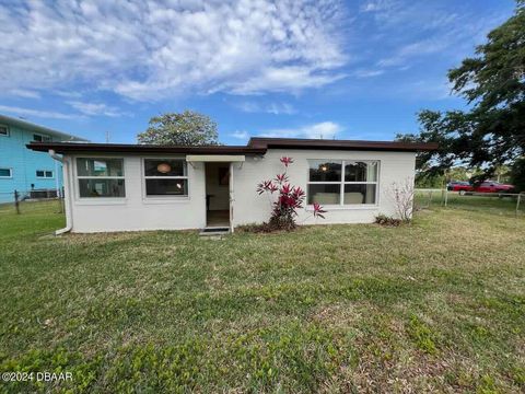 A home in New Smyrna Beach