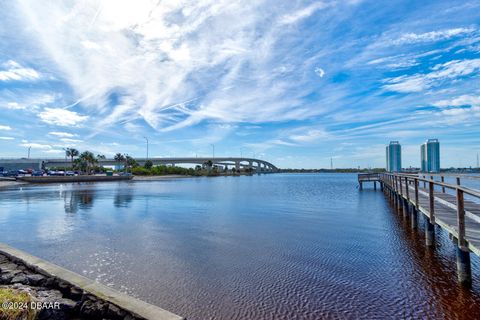 A home in Daytona Beach