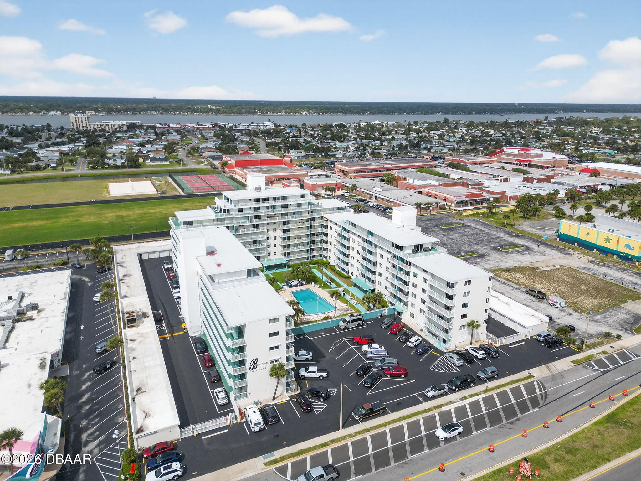 2727 N Atlantic Avenue