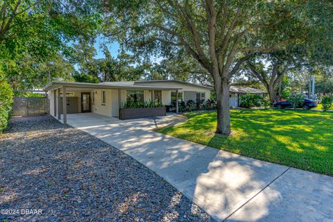 A home in New Smyrna Beach