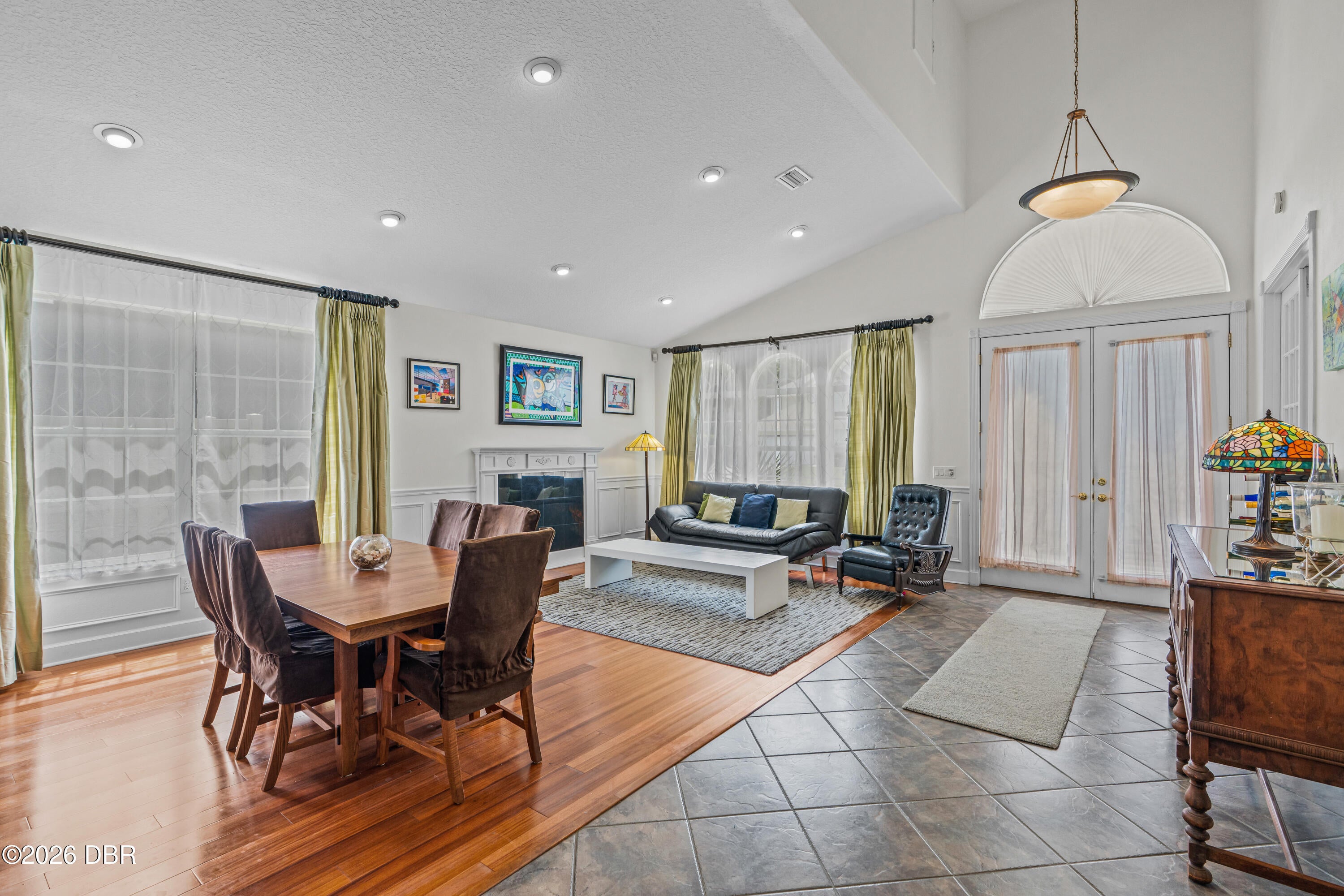 33 Kingsbridge Crossing Drive