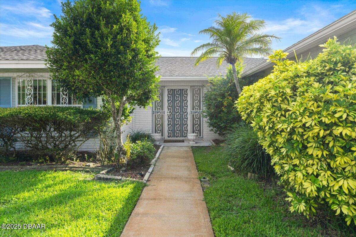 2922 S Peninsula Drive