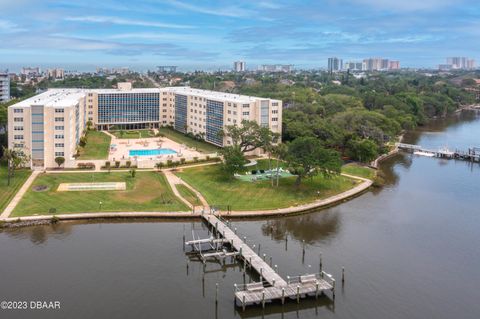 A home in Daytona Beach