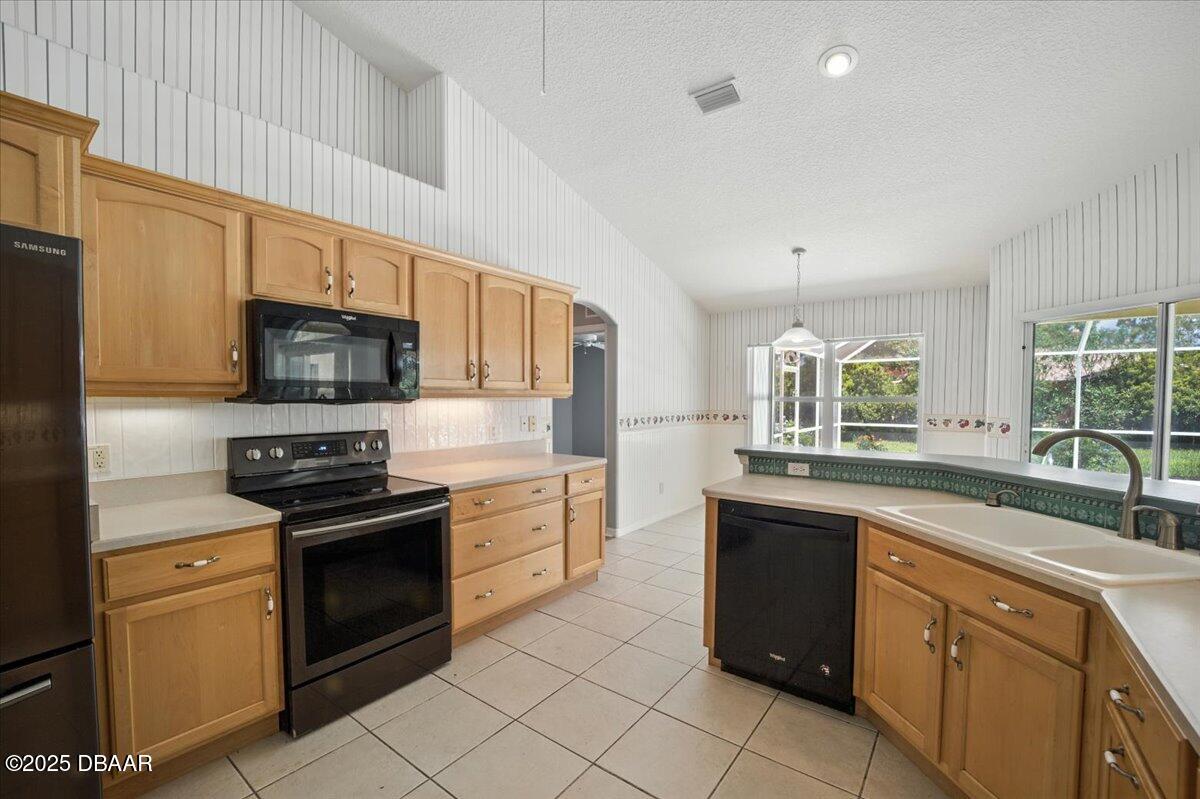 116 Forsythe Lane