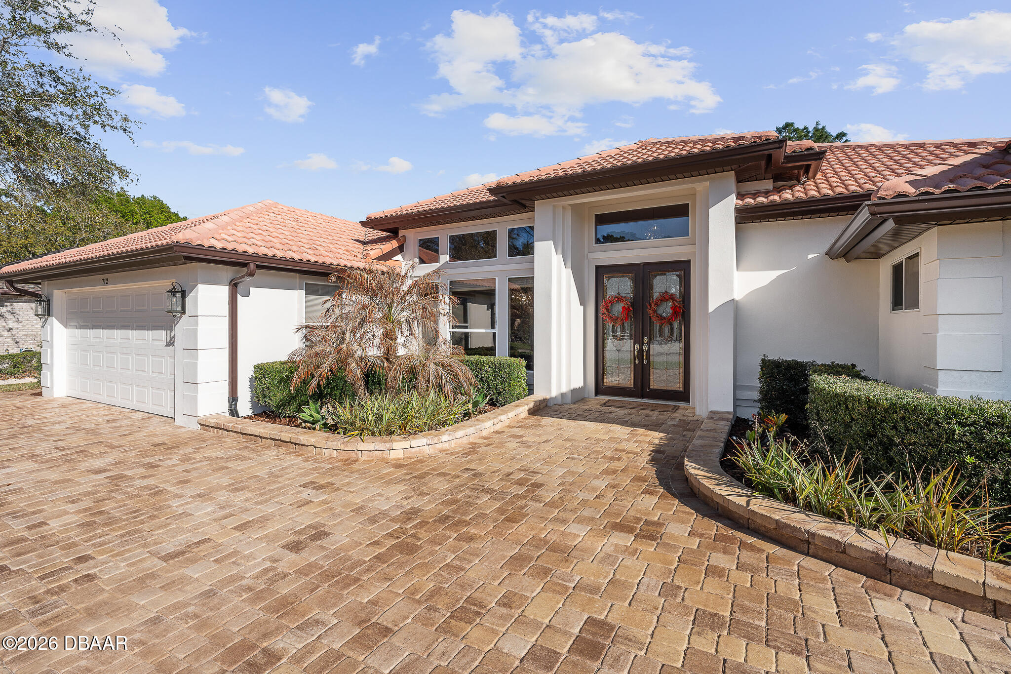 712 Dolphin Head Lane