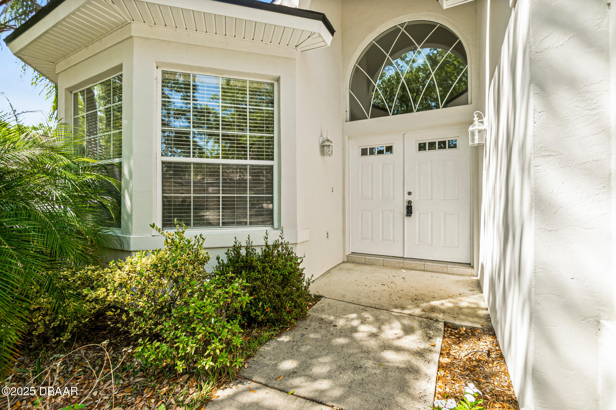 6 Lakeview Lane