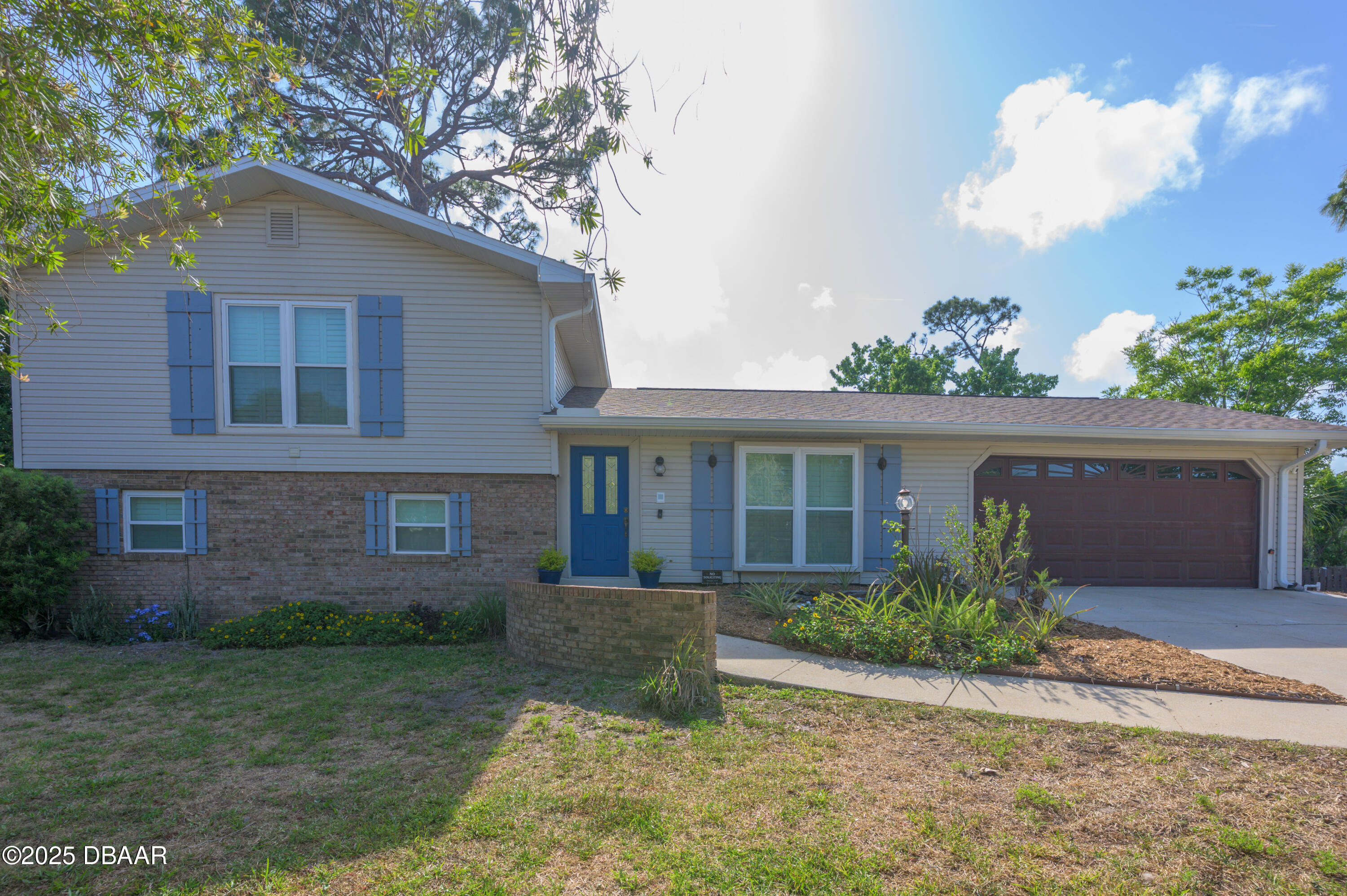 5840 Trailwood Drive