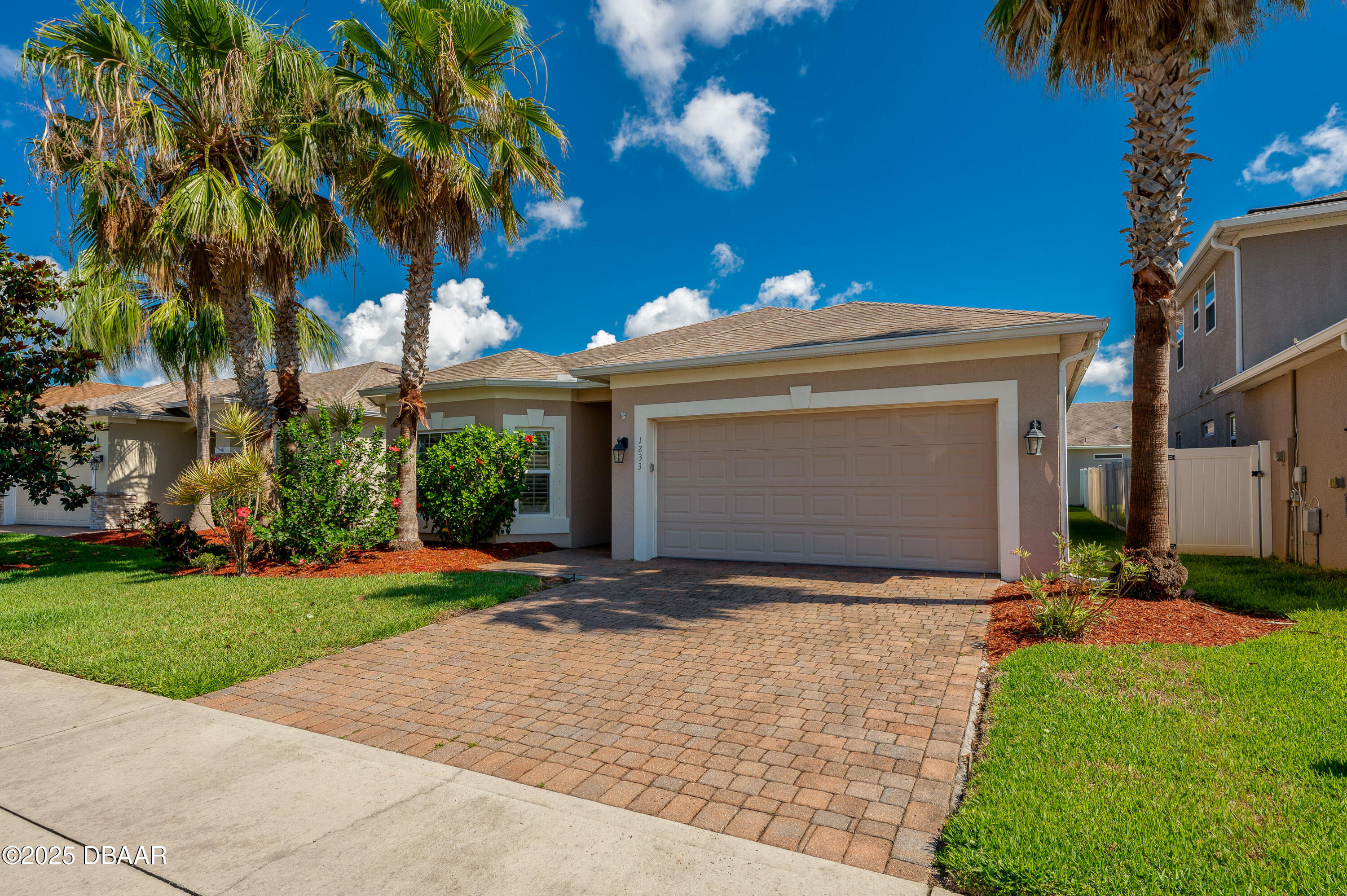 1233 Girog Avenue