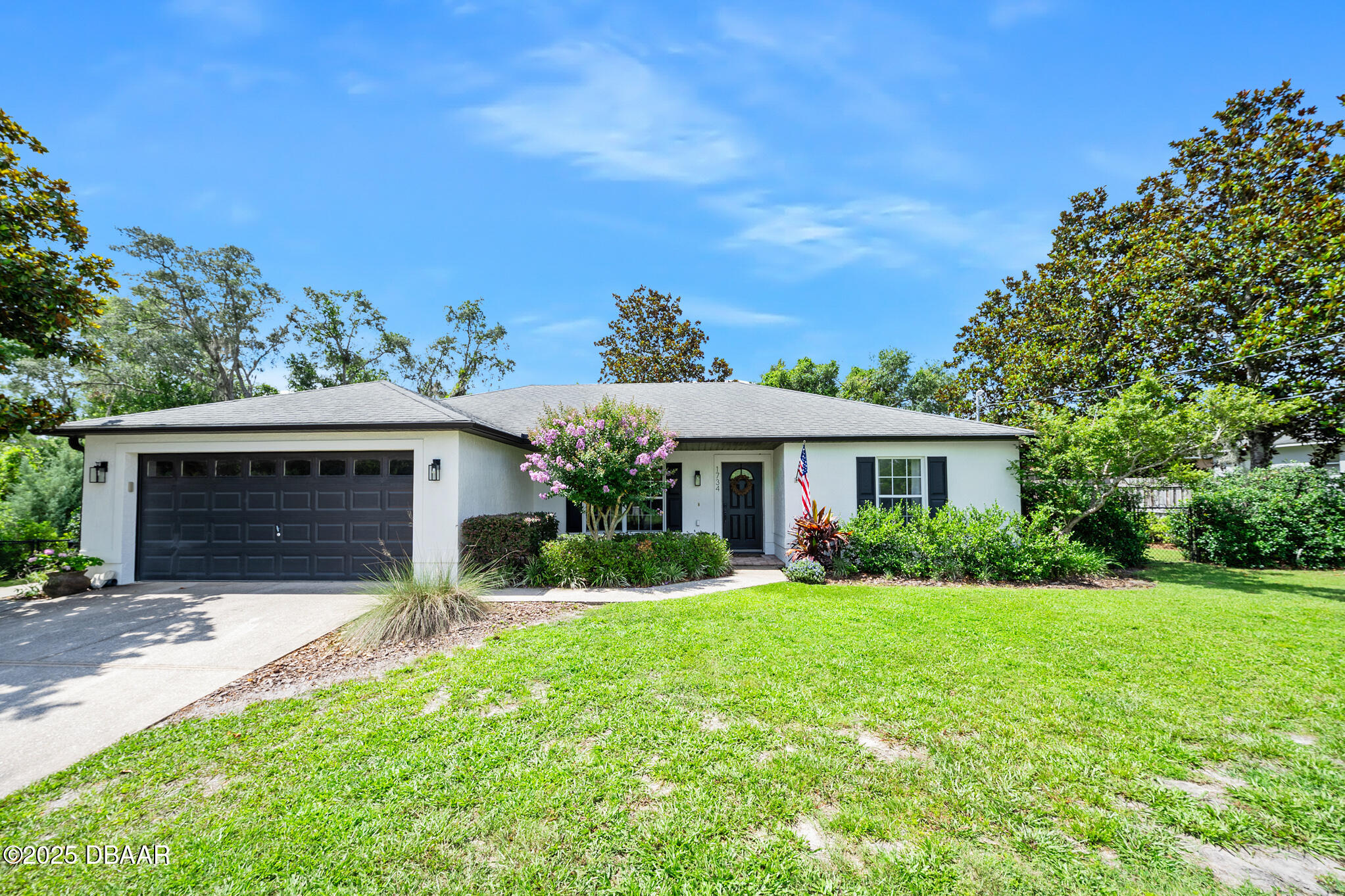 1734 Magnolia Avenue