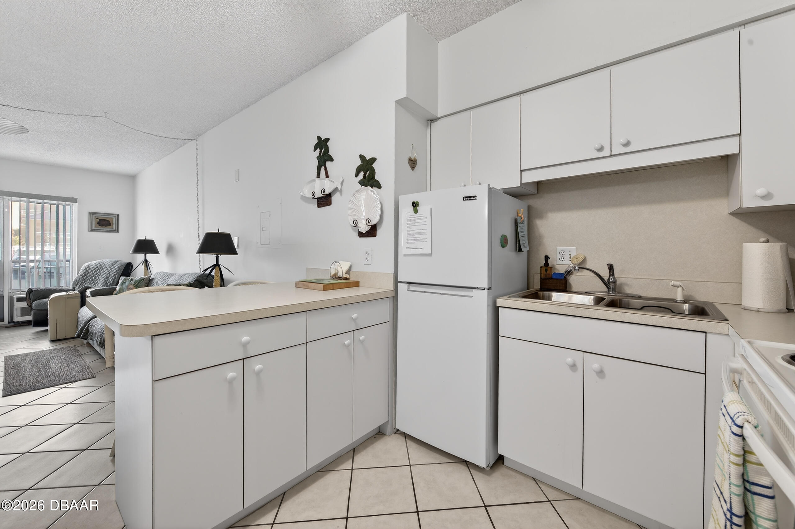 3727 S Atlantic Avenue