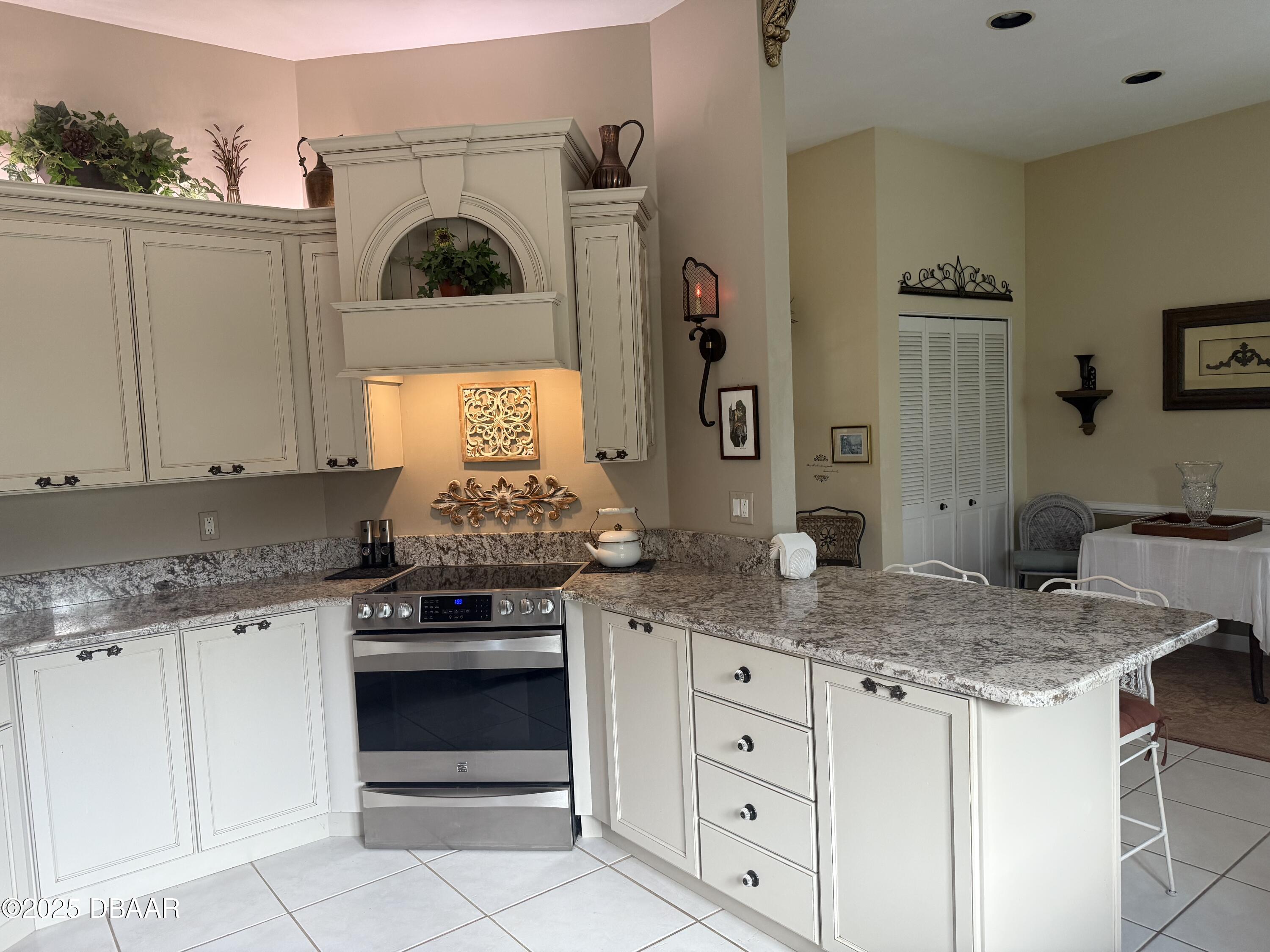 55 Bay Pointe Drive