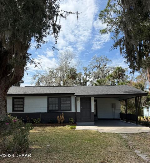 1040 B Street New Smyrna Beach FL 32168