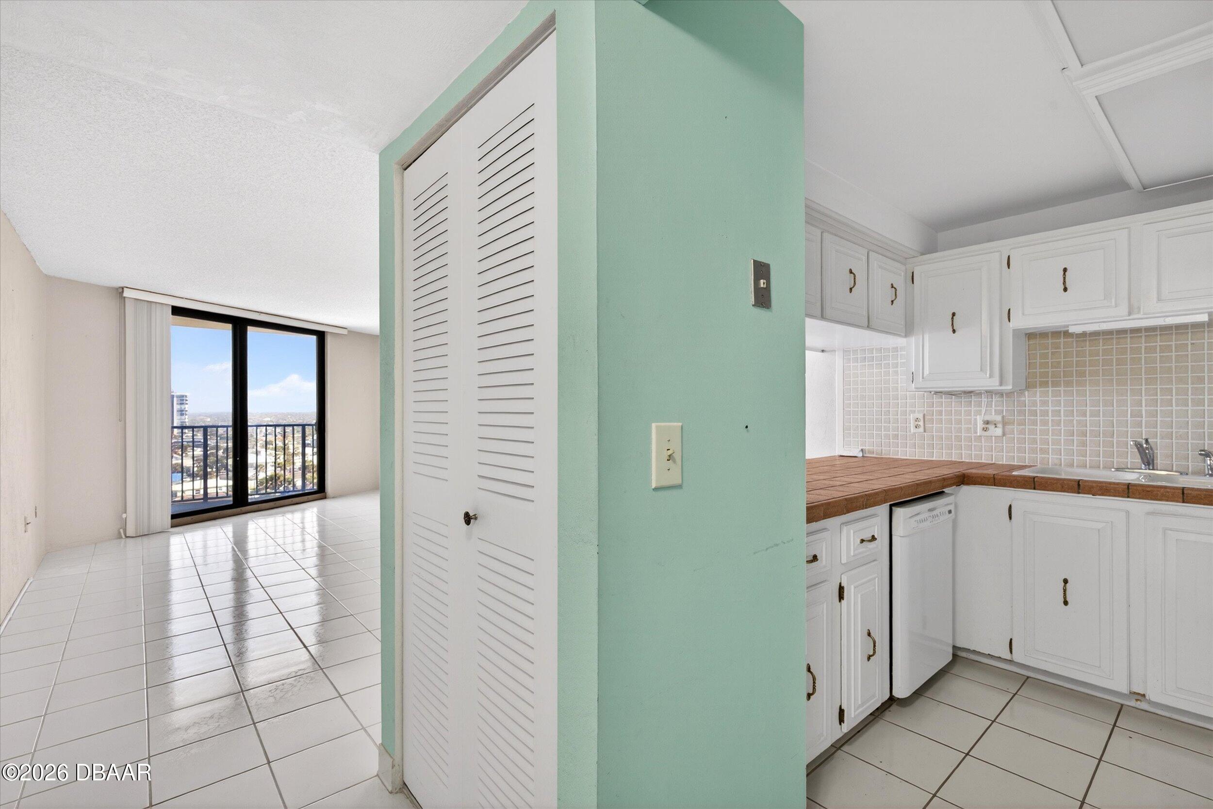 1415 Ocean Shore Boulevard