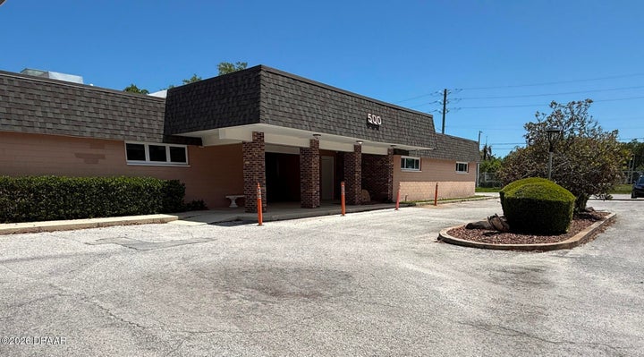 Photo 1 of 6 — 500 Memorial Circle Unit D, E1, E2, Ormond Beach, FL 32174