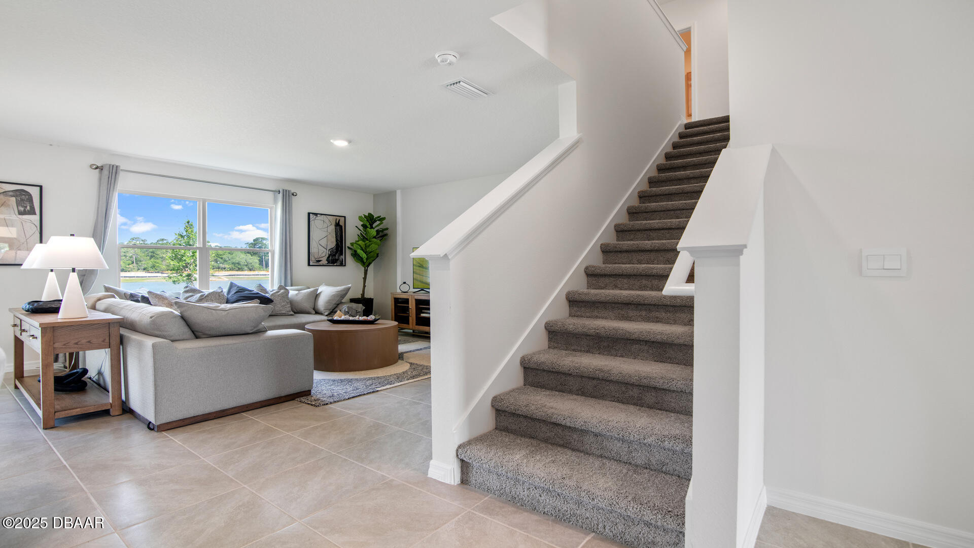 1332 Lawndale Court