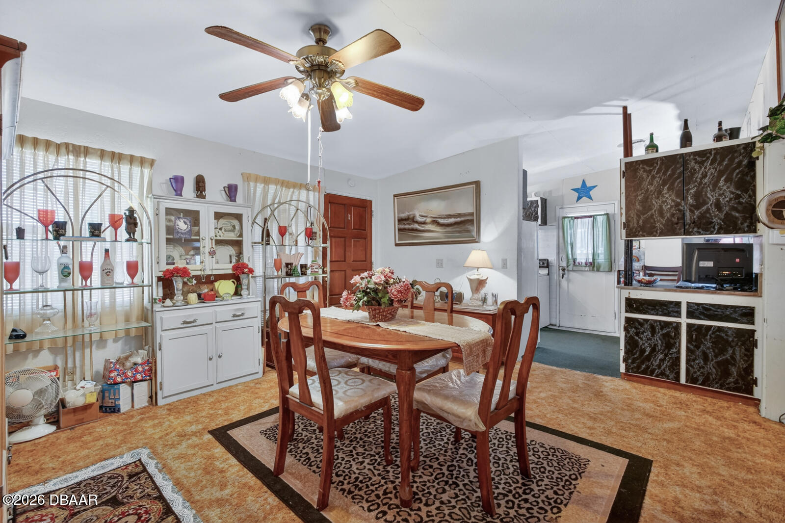 1304 Hillcrest Drive