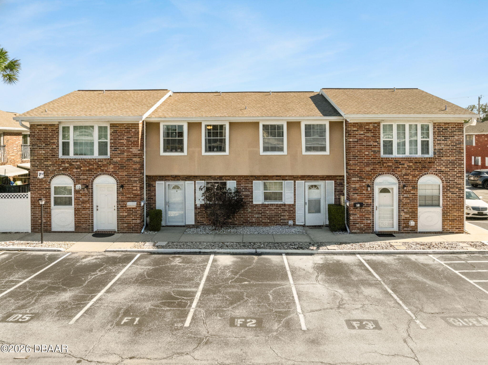 2200 S Palmetto Avenue