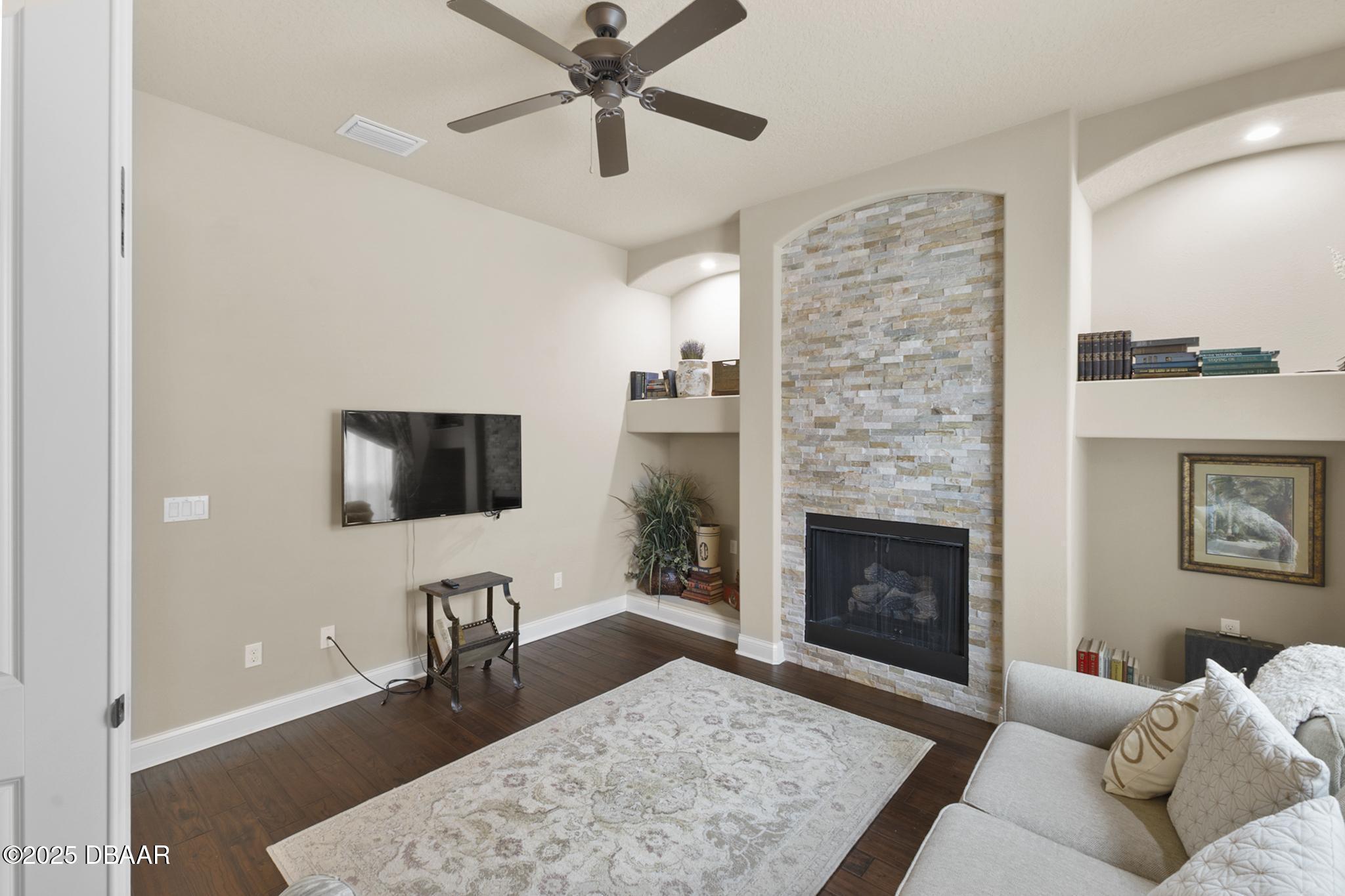 3470 Tesoro Circle