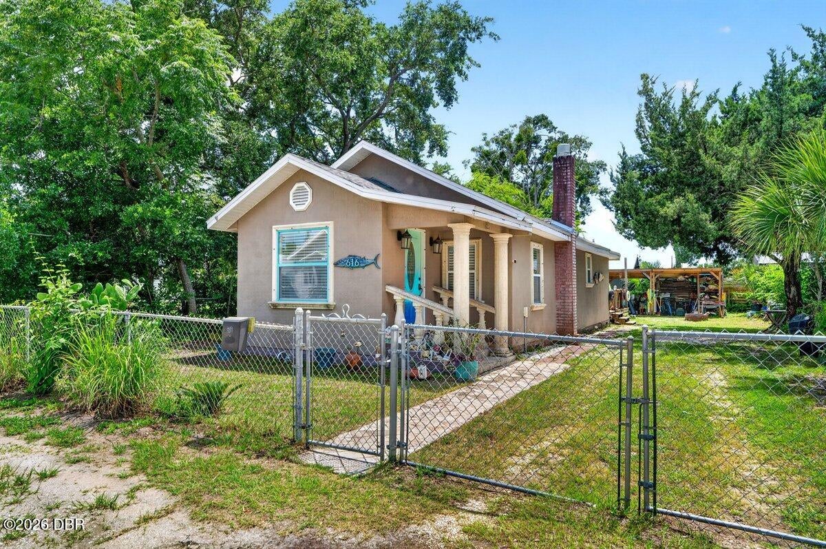 616 Dora Street