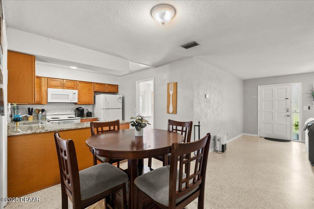 211 Fox Place