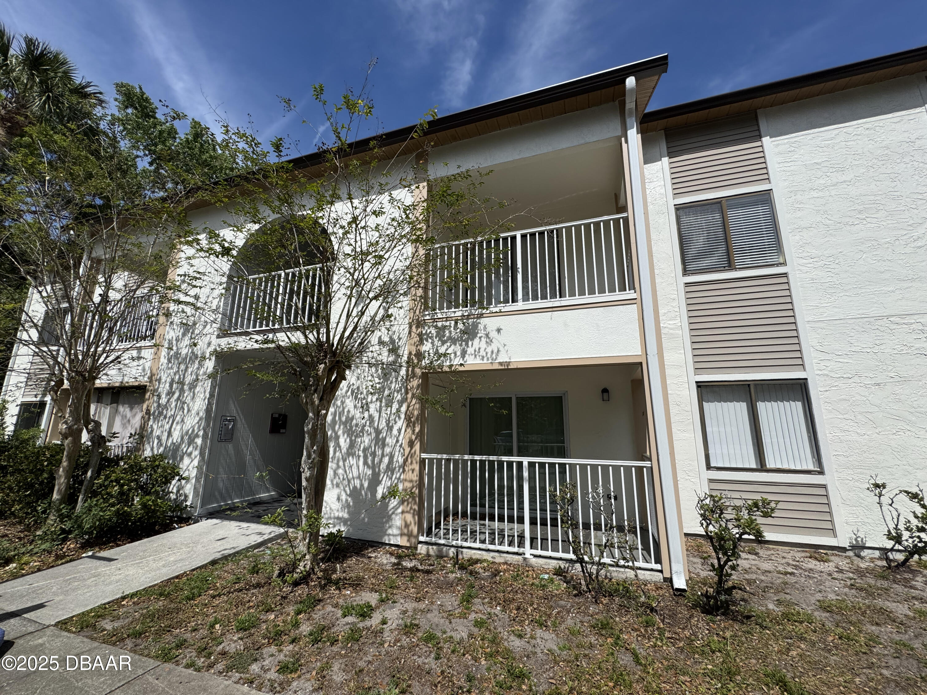 Photo 1 of 16 — 3102 Oak Trail, Port Orange, FL 32127