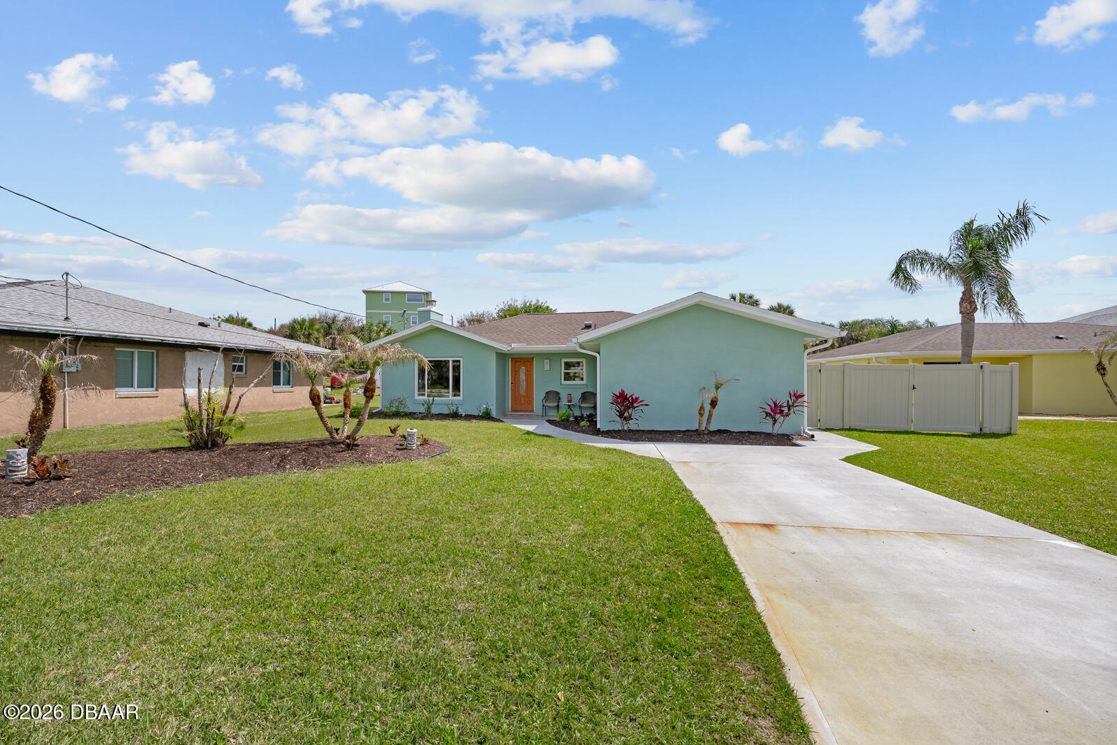 1946 N Daytona Avenue