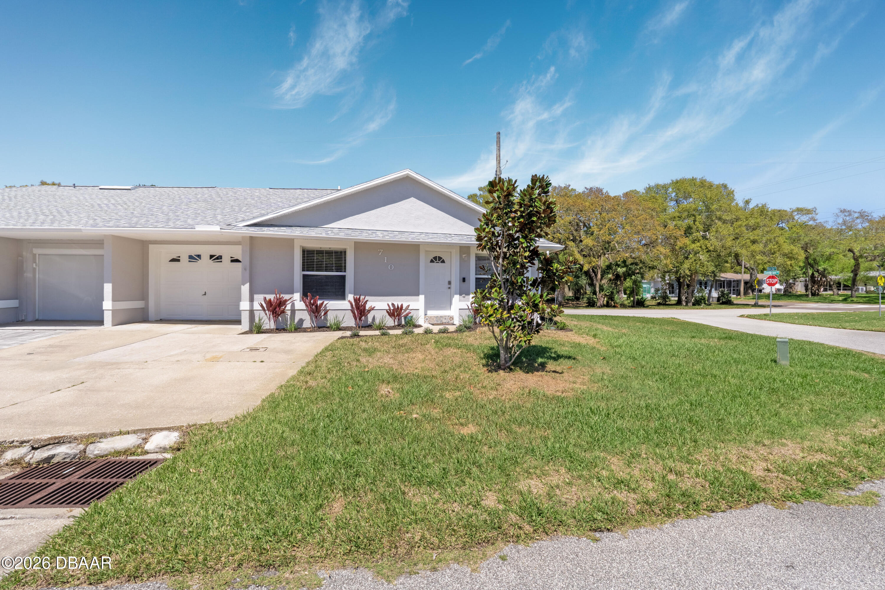 710 River Oaks Circle