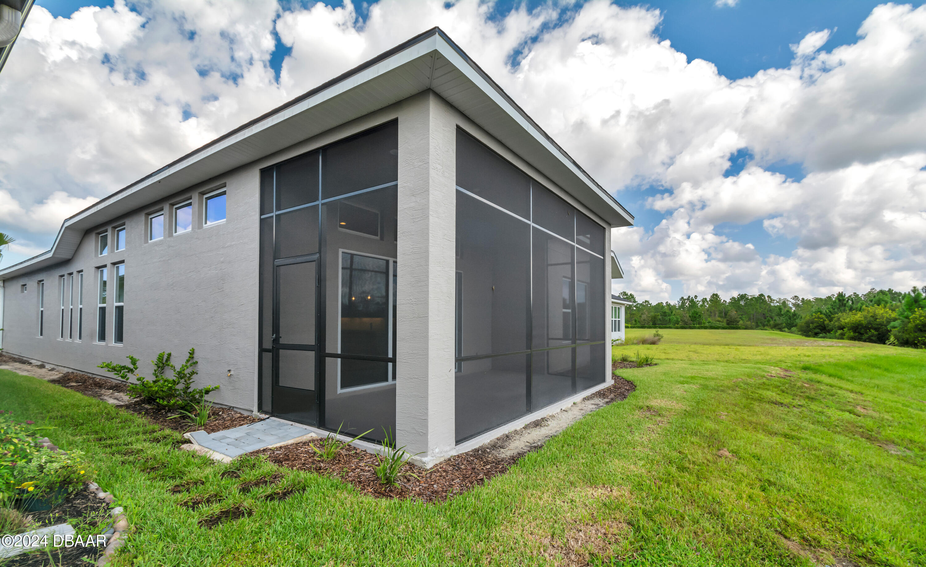128 Mosaic Boulevard