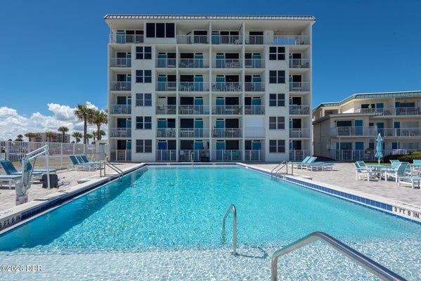 935 S ATLANTIC AVE, DAYTONA BEACH, FL 32118 - Image 109ca9219adff1b2e3ffebba7b9adad3/3241139332