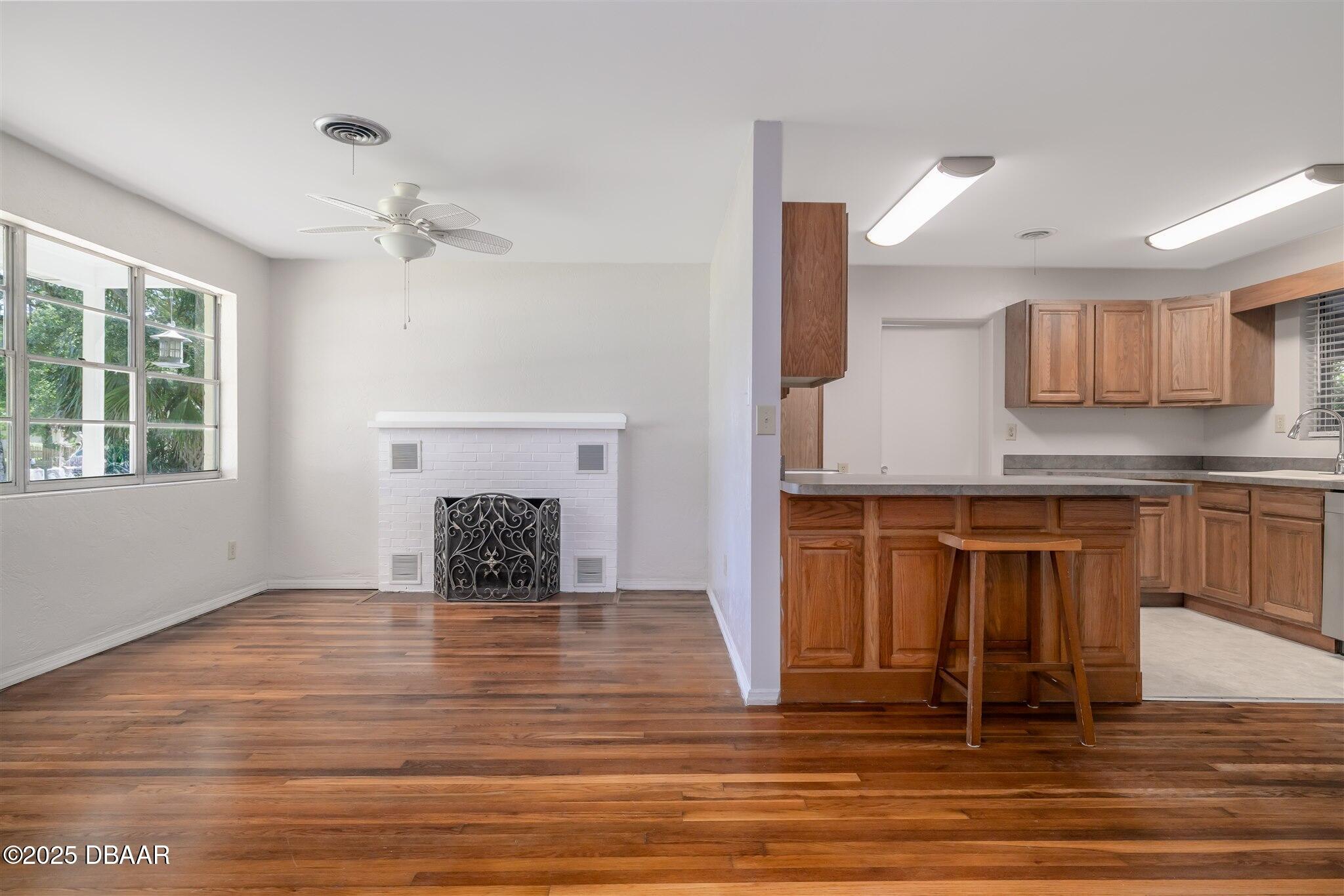 38 Lorillard Place