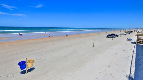 A home in Daytona Beach