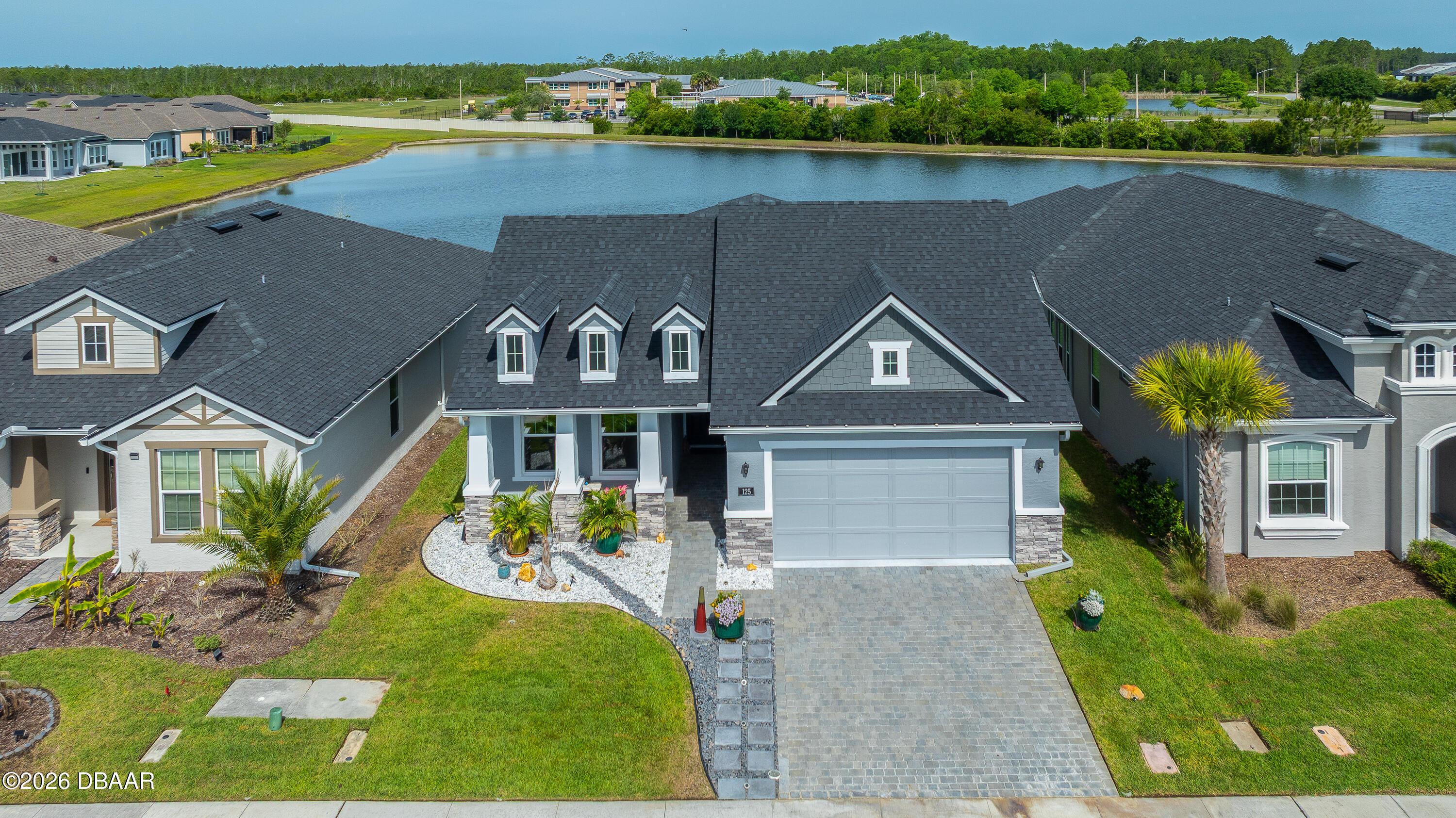 125 Mosaic Boulevard