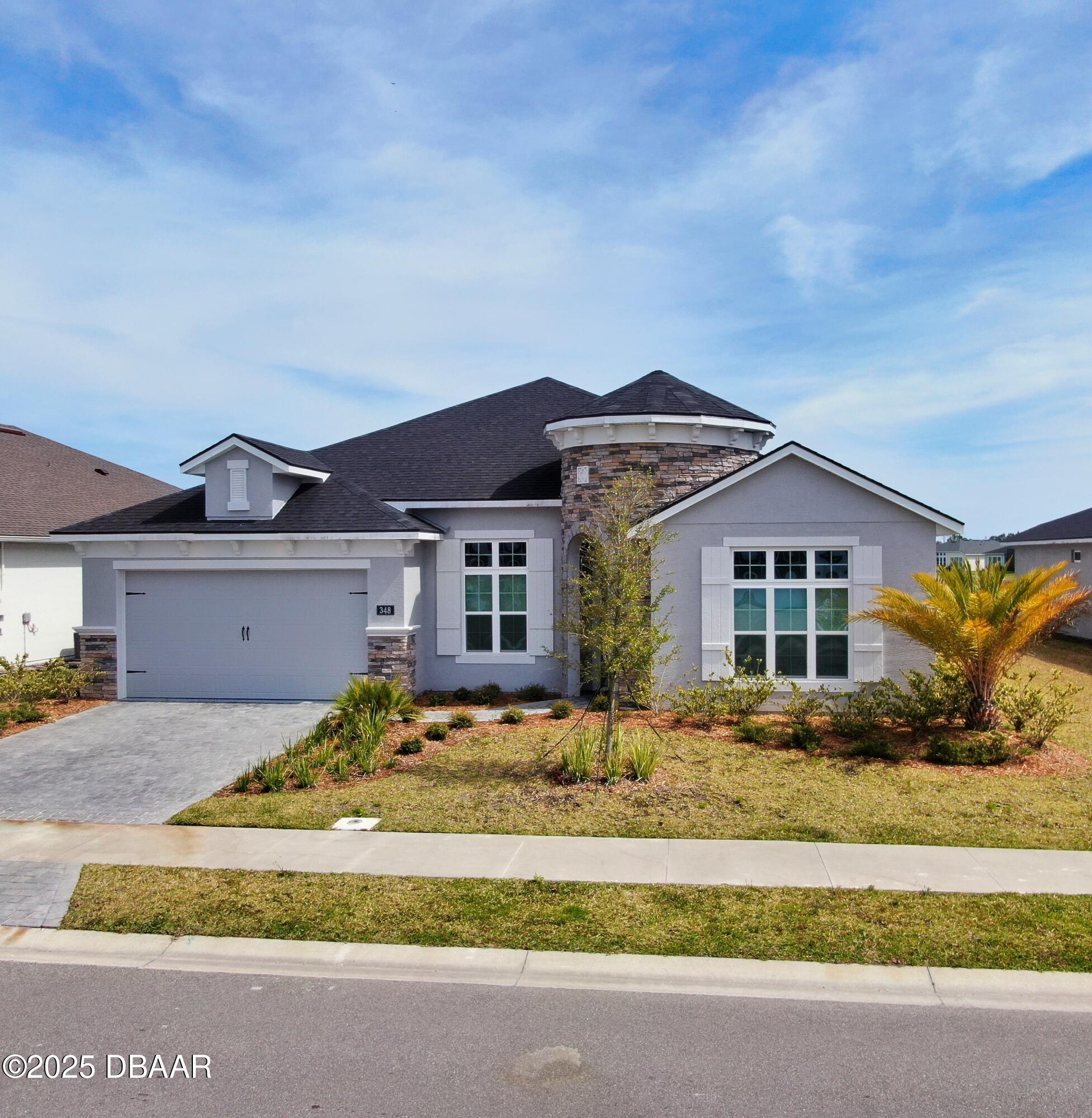 348 Mosaic Boulevard