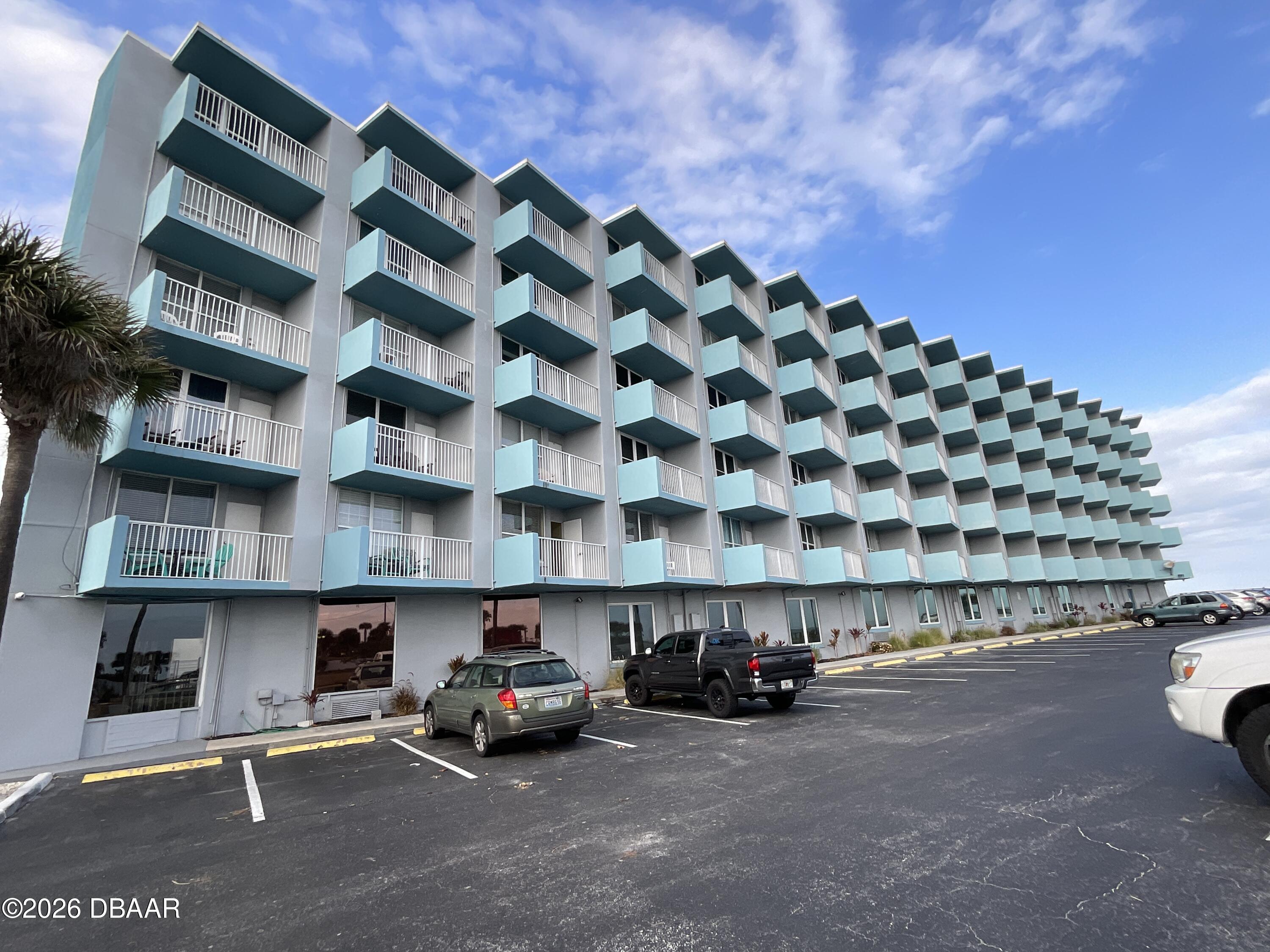 313 S Atlantic Avenue