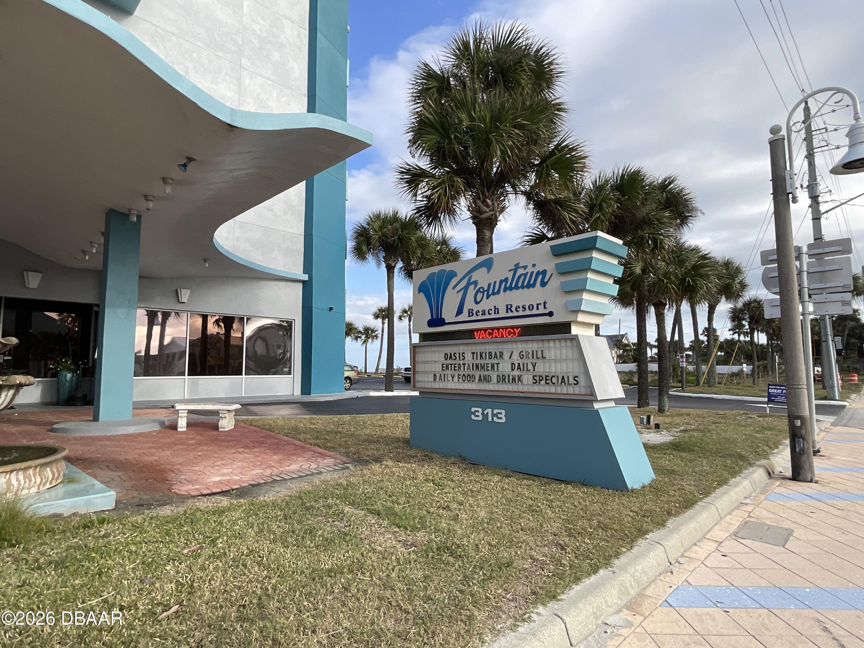 313 S Atlantic Avenue