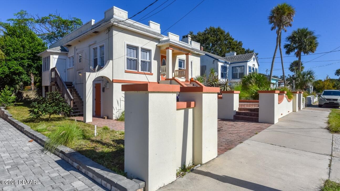 213 Jessamine Boulevard