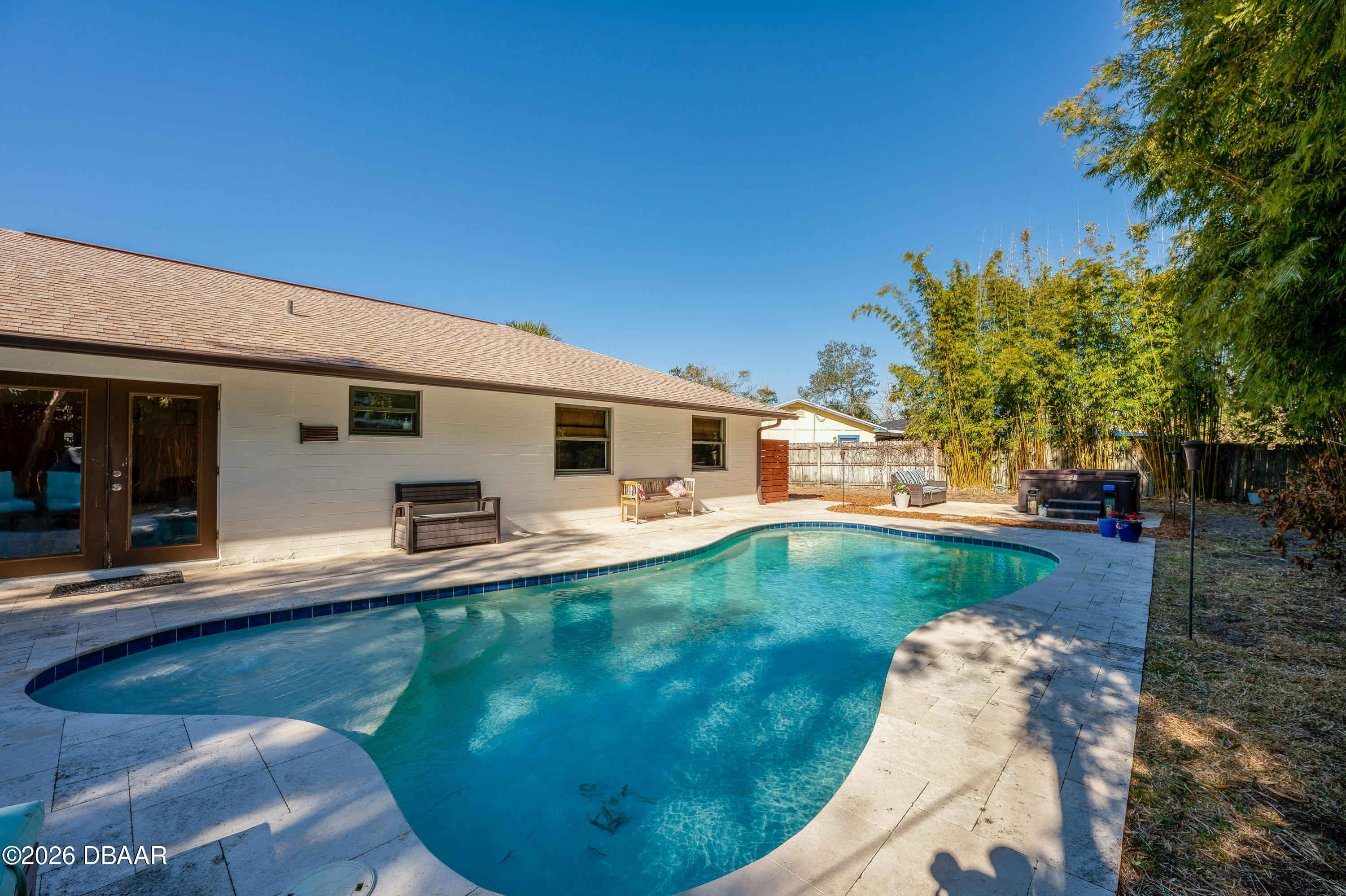 871 Lindenwood Circle E