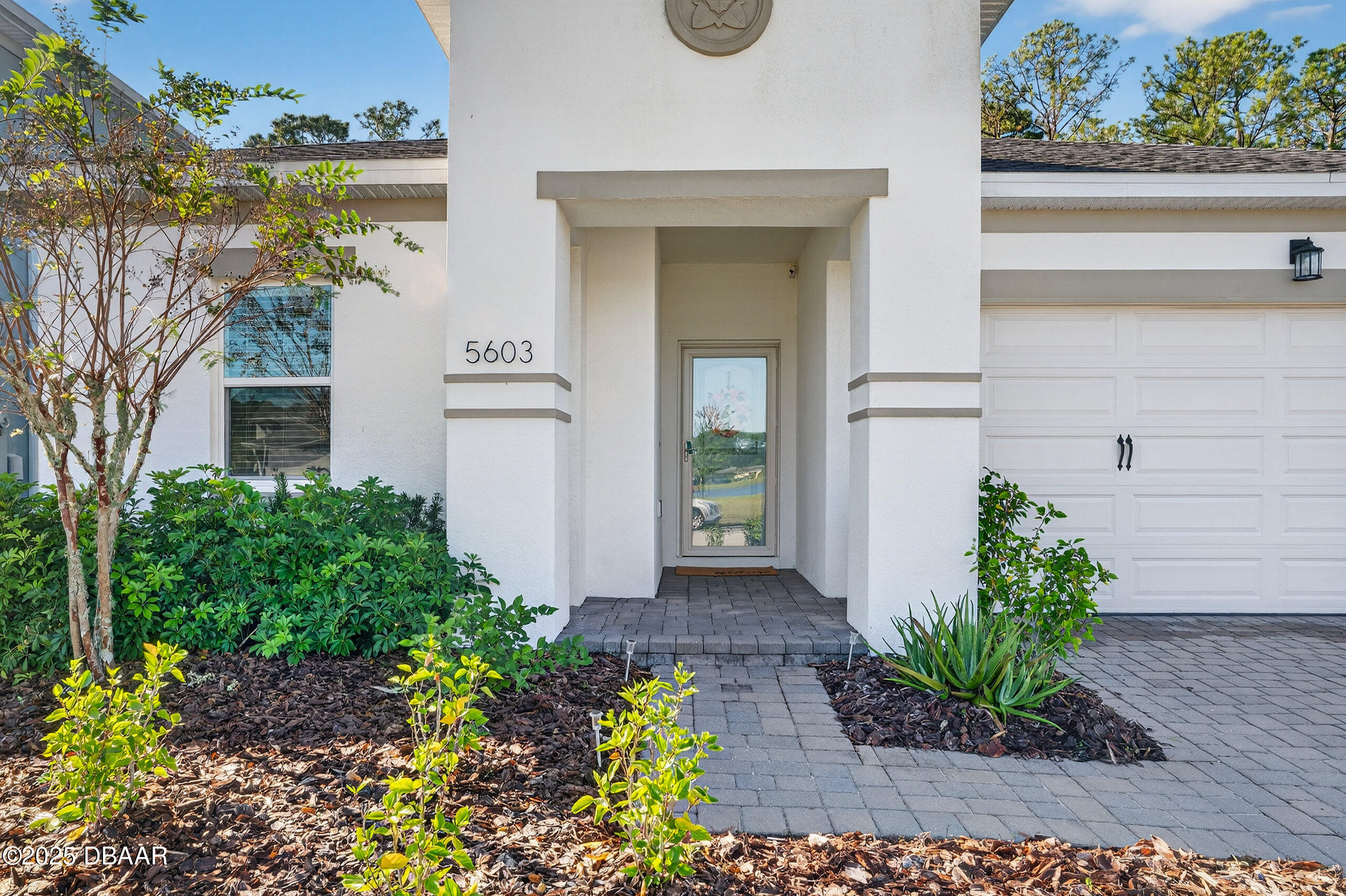 5603 Estero Loop
