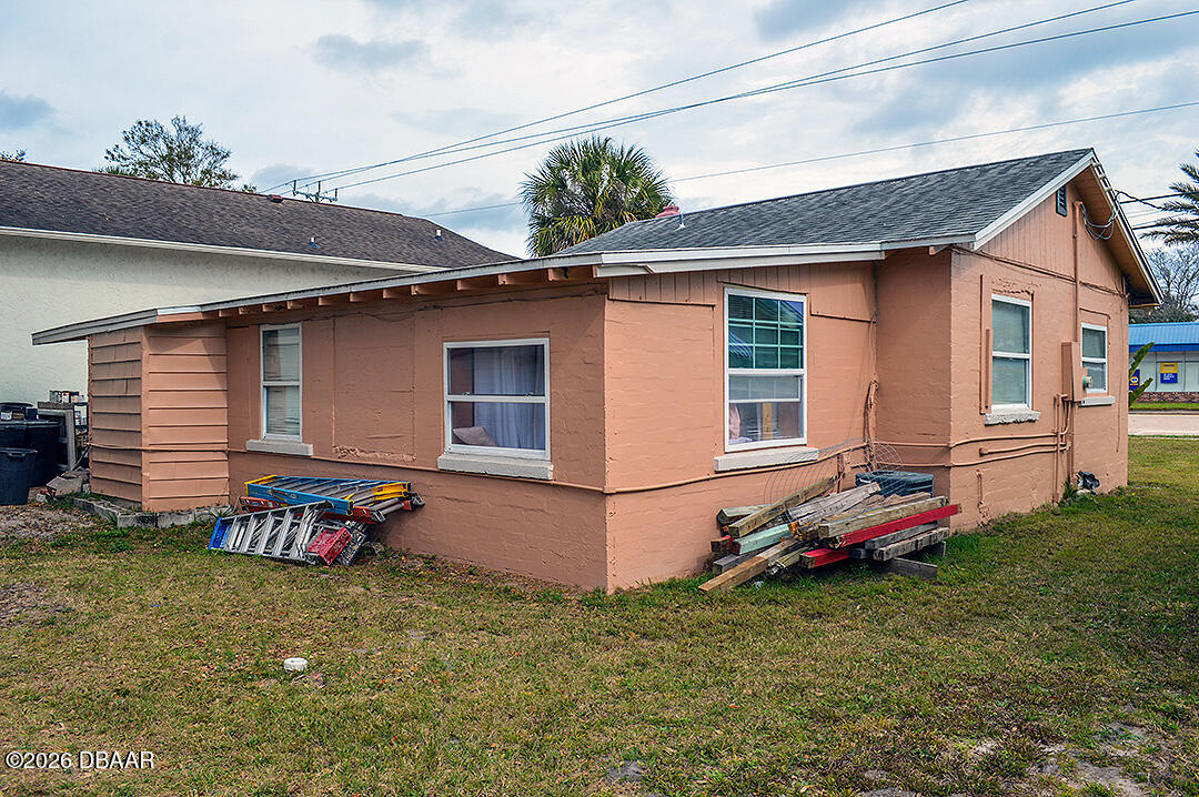 4654 S Ridgewood Avenue