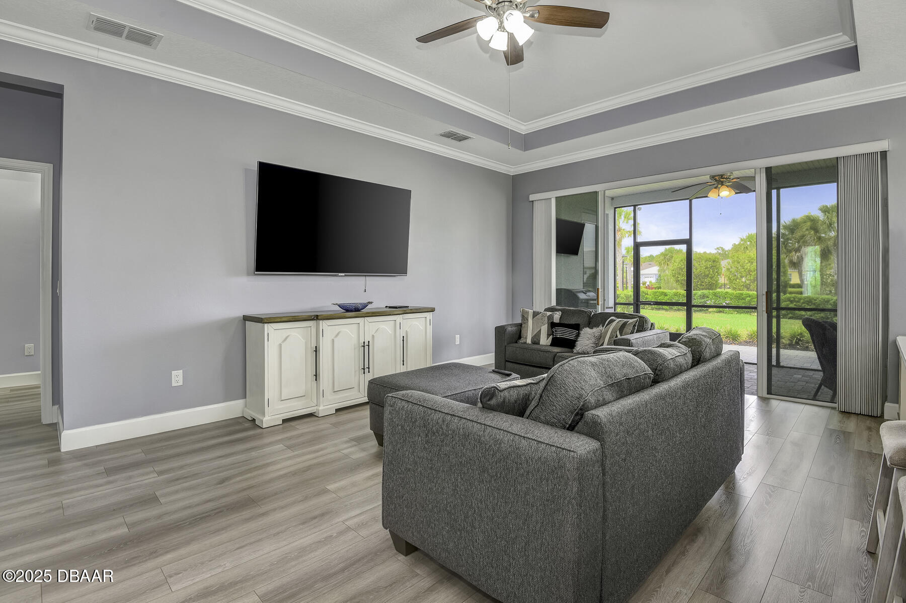 521 Coral Reef Way