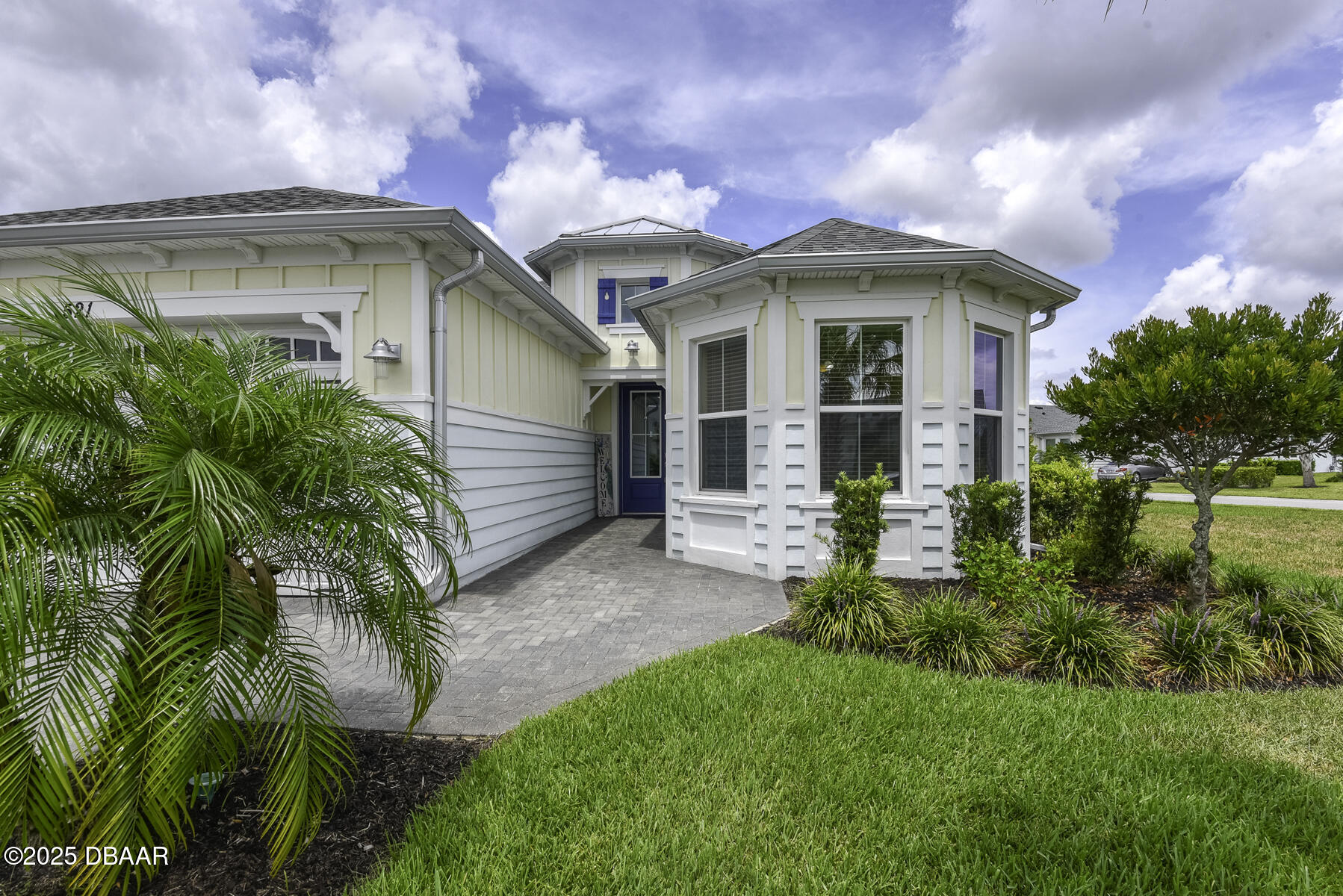 521 Coral Reef Way