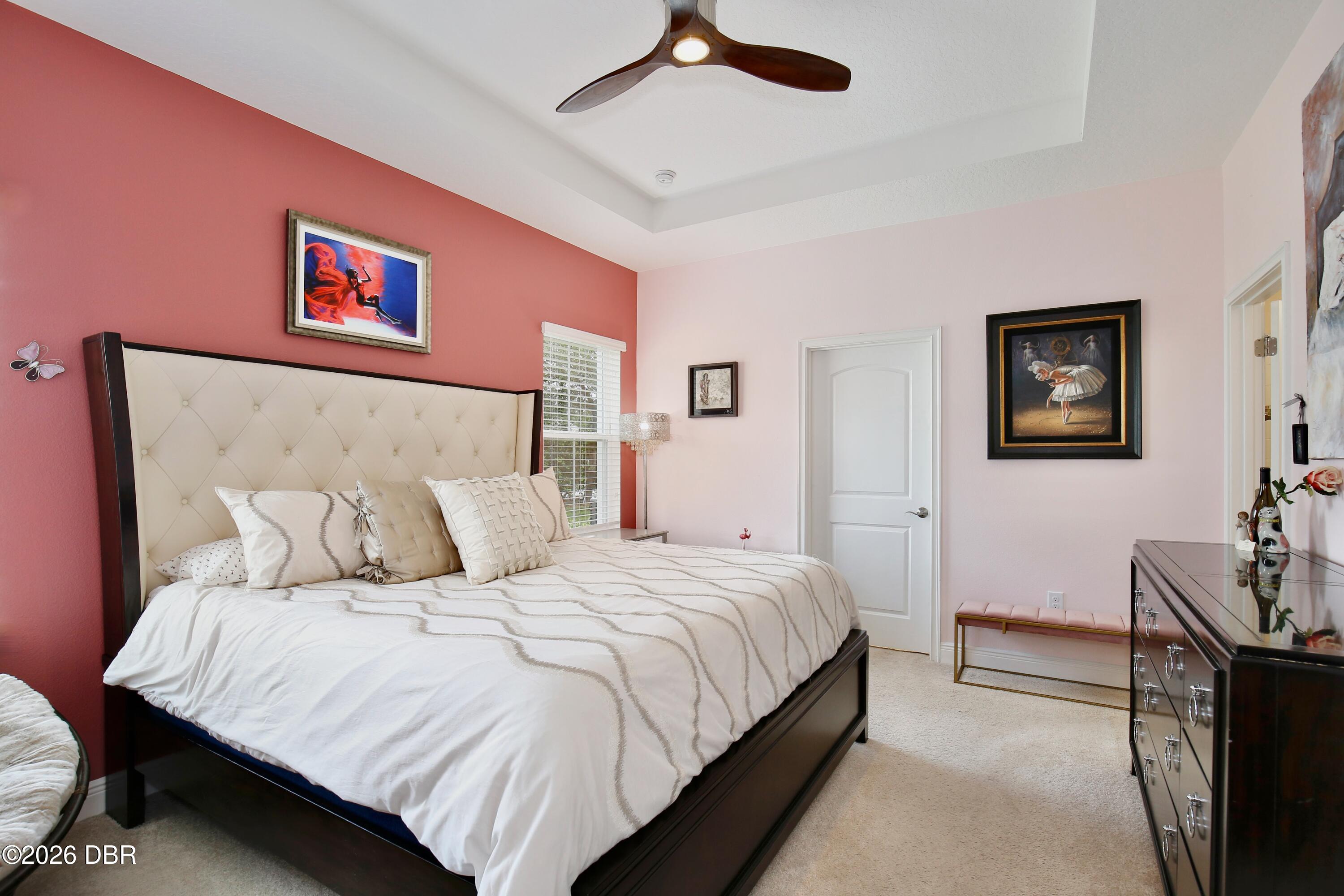 5529 Estero Loop