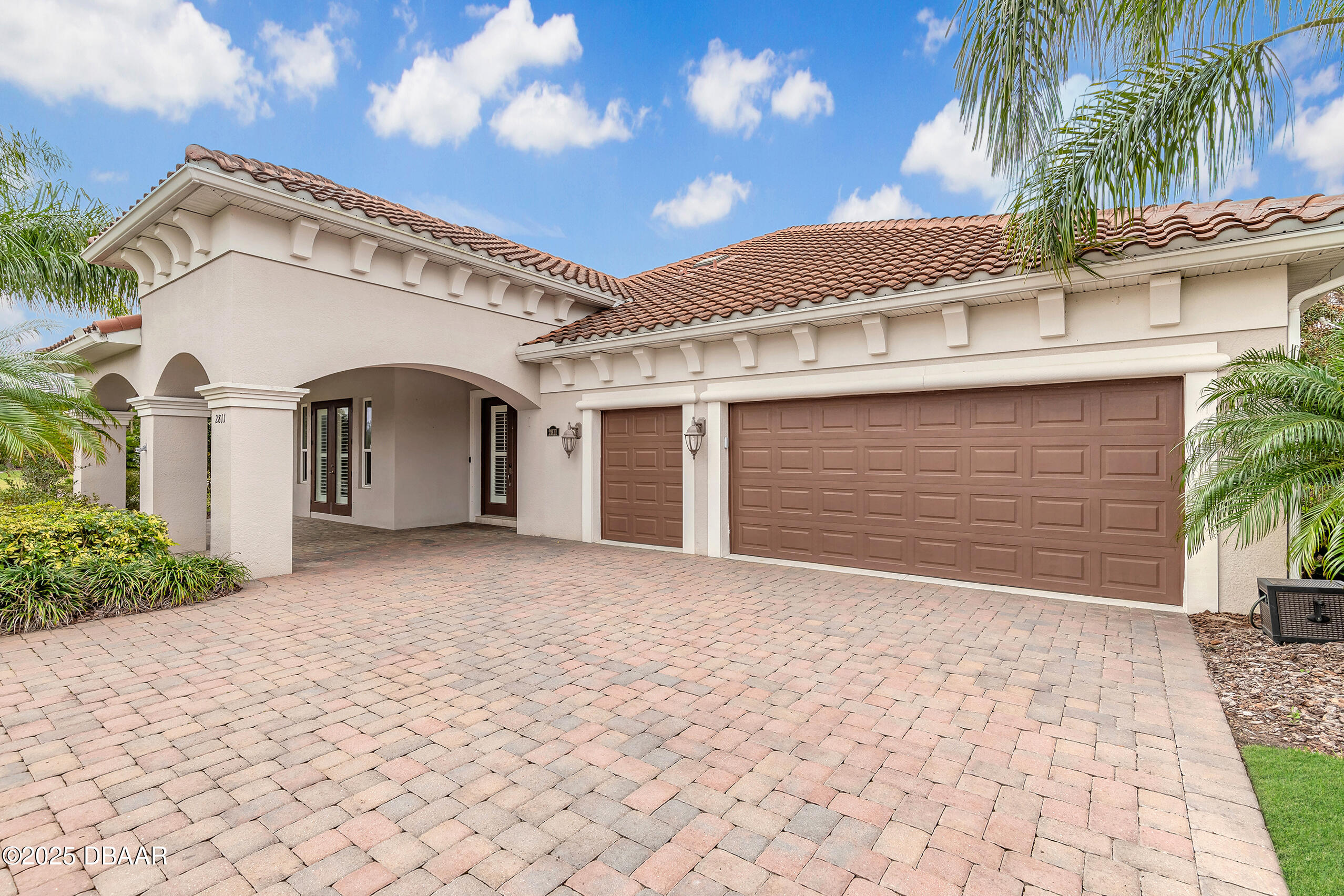2811 S Asciano Court