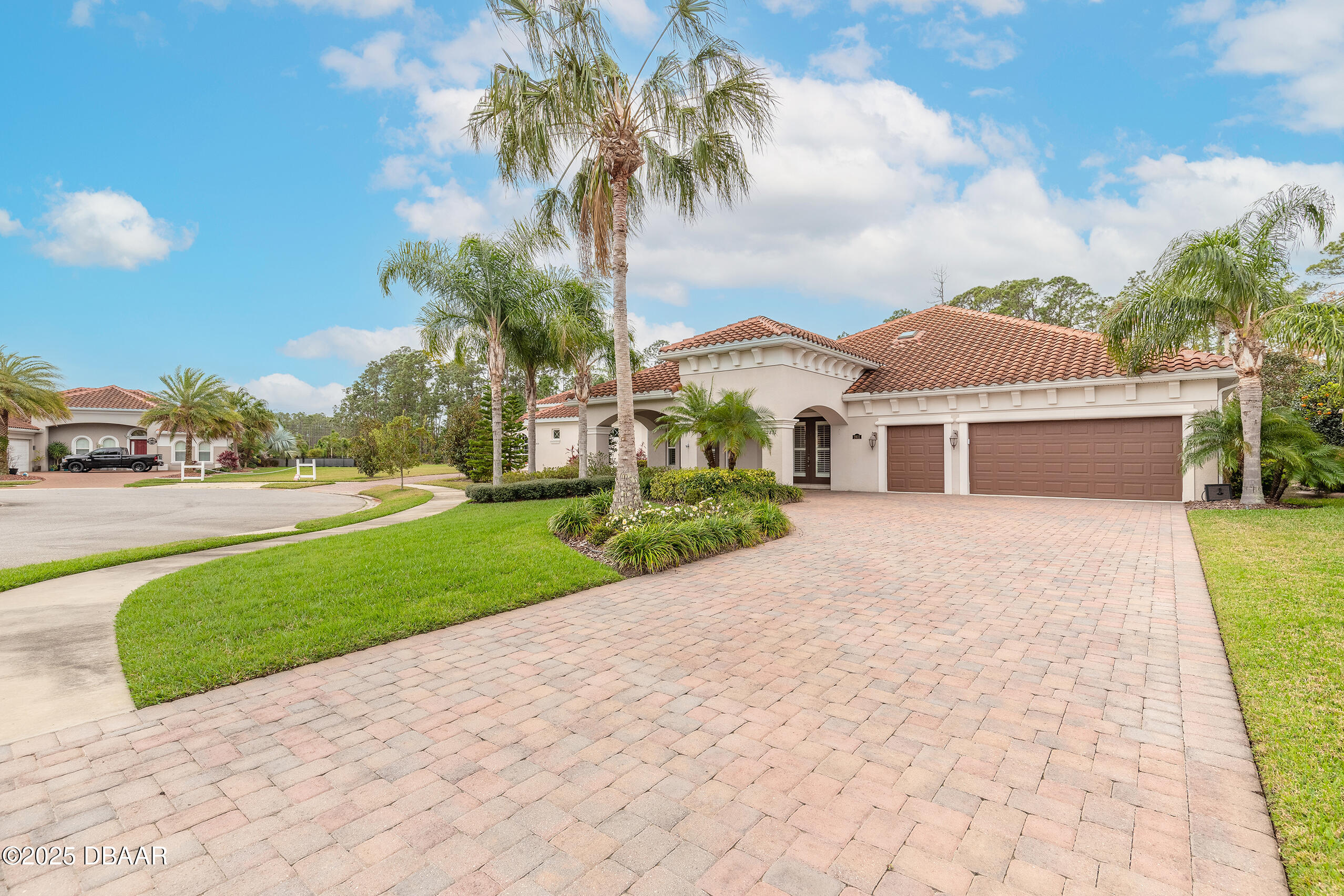2811 S Asciano Court