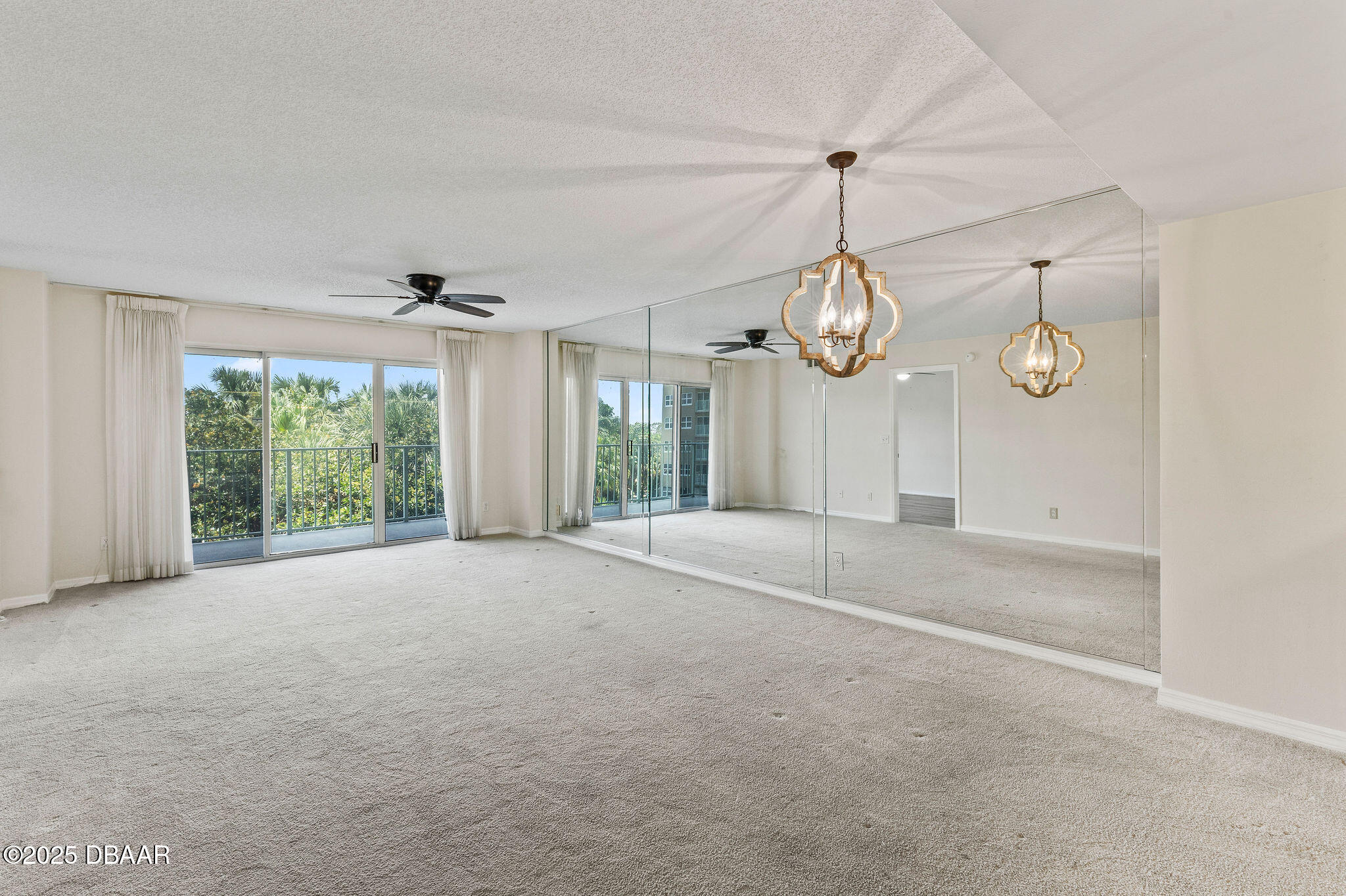4 Oceans West Boulevard 306B