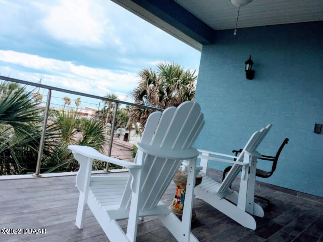 7 Tarpon Avenue