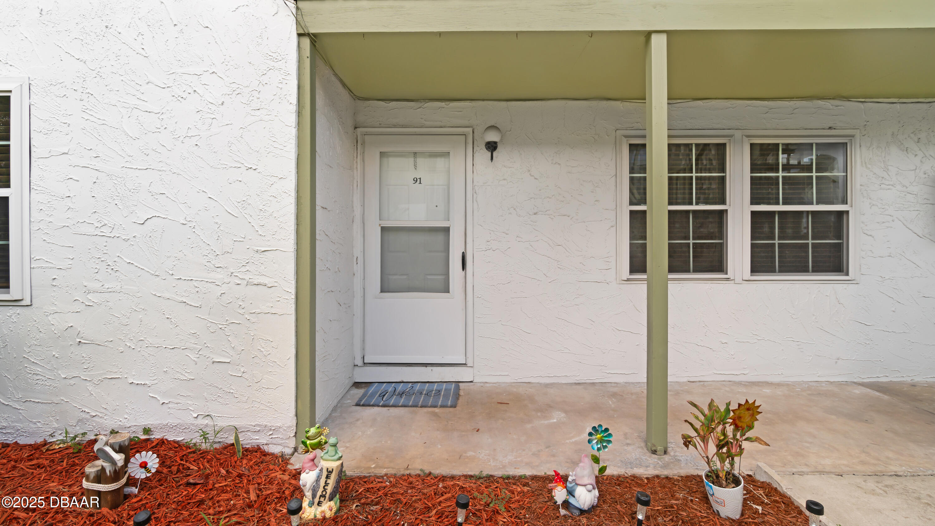 840 Center Avenue 91