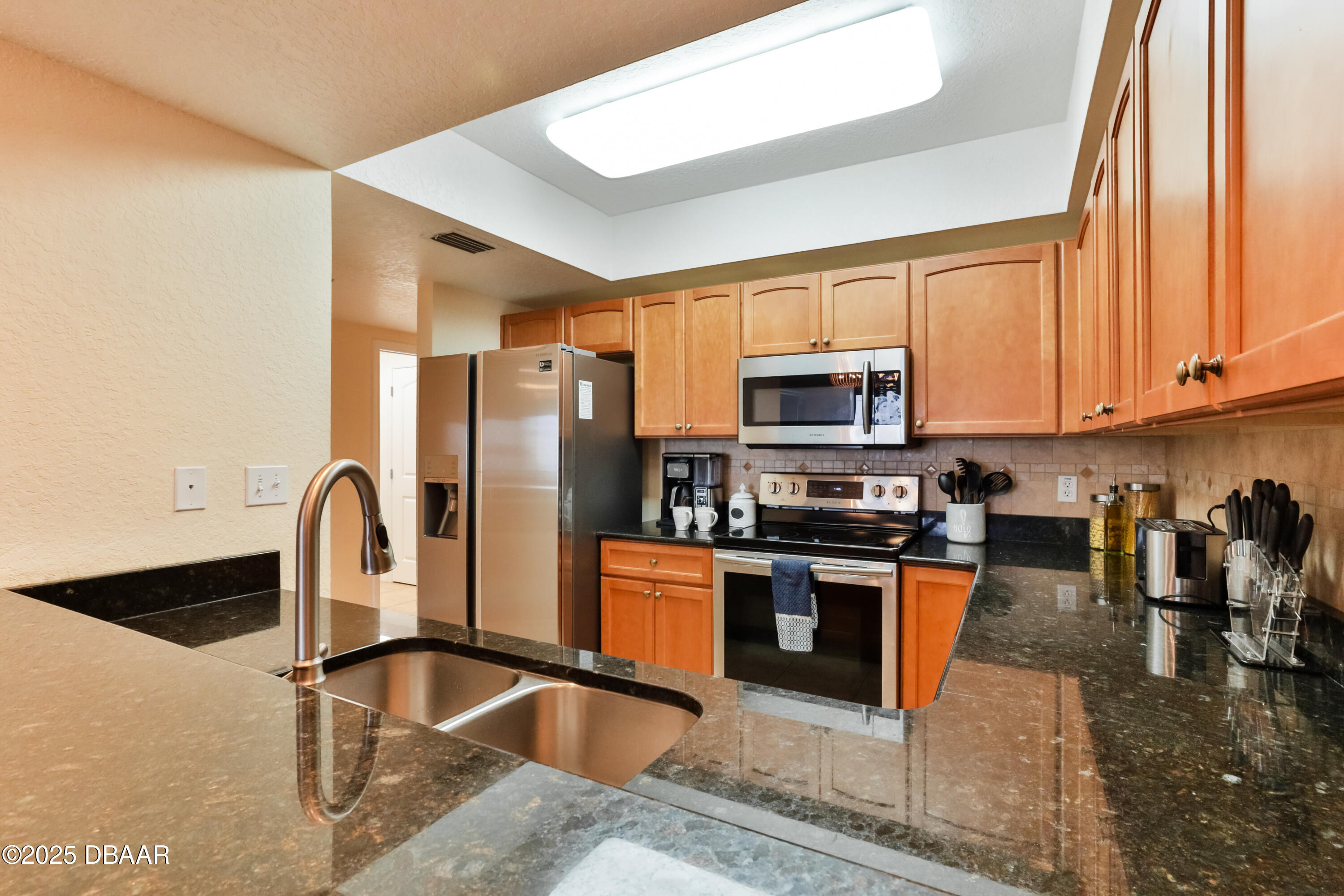 5300 S Atlantic Avenue 12-403